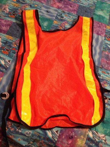 SAFETY VEST WITH REFLECTOR STRIPES - UNIVERSAL ADULT SIZE