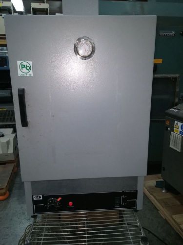 Quincy Lab 40AF Forced Air Lab Oven 450*F / 232*C 1600 Watts