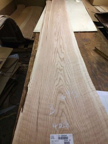 Wood Red Oak   121X11,14,14,  total 3 pcs RAW VENEER N695..
