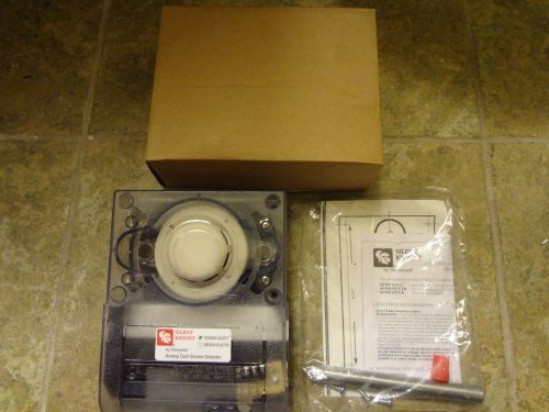 BRAND NEW SILENT KNIGHT SD505-DUCT ANALOG  DUCT SMOKE DETECTOR FREE SHIPPING