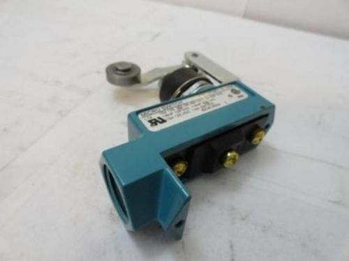 35381 Old-Stock, Micro Switch BZV6-2RN2 Limit Switch 1/2&#034;NPT