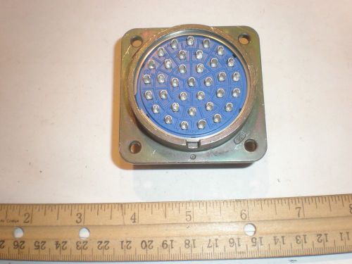 NEW - MS3102A 36-15S - 35 Pin Box Mount Connector