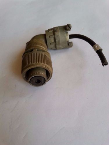 Military Power Connector cannon 1 pin 12-5 90 deg angle ms3108r12-5s