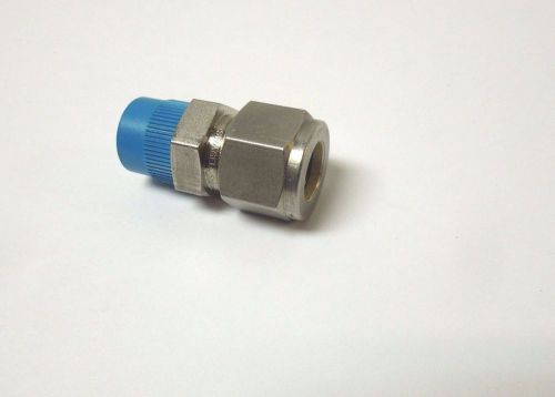 Swagelok ss-810-1-6 male connector 1/2&#034; tube x 3/8&#034; npt 316ss &lt;810-1-6 for sale