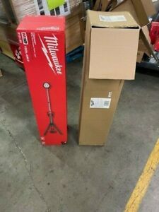 NEW FACTORY BOX Milwaukee 2131-20 M18 ROCKET Dual Power Tower Light (TOOL ONLY)