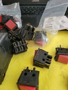 DREEFS 3080/2 DME RPM0008 dpst switch RED - Snap-in loc 00668 lot of 2pcs