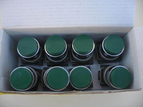 Ersce (Bremas) PS3 Green 30MM Panel Mounted Pushbutton Switch - New Lot of 10