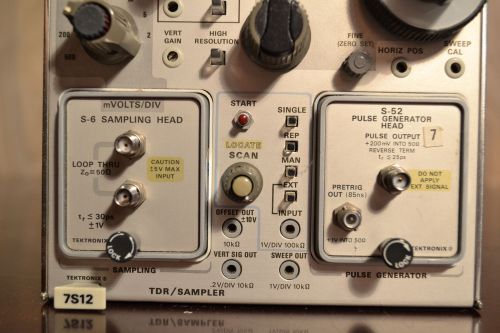 Tektronix 7S12 TDR Sampler Plug-In - - S-6 Sampling Head &amp; S-52 Pulse Generator