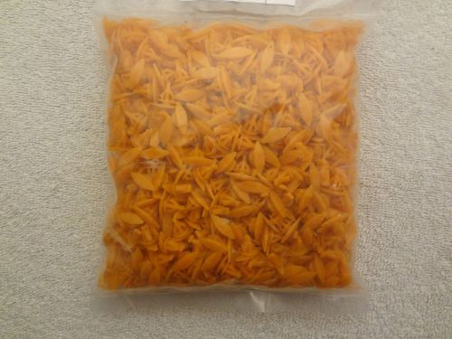 9208B WEATHERSTRIP RETAINERS CLIPS FOR HONDA FORD ACURA ORANGE NYLON 1000 PIECES