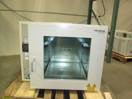 Heraeus kendro vt6130 m-bl vacuum oven for solvents 200°c 128l capacity gas line for sale