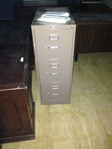Three Drawer Filing Cabinet with NO RESERVE