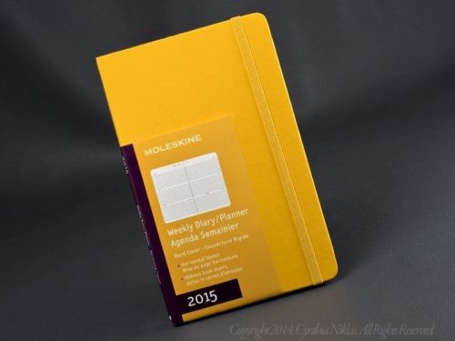 Moleskine 2015 orange weekly diary planner day agenda hard cover large 5&#034; x 8 1/4 &#034; for sale
