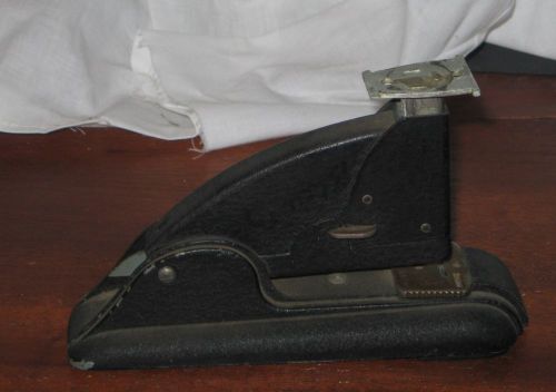 VINTAGE BLACK DESK STAPLER From SPEED PRODUCTS CO.