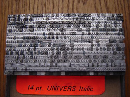 Letterpress Metal Type &#034;Univers Italic&#034;  14 Point