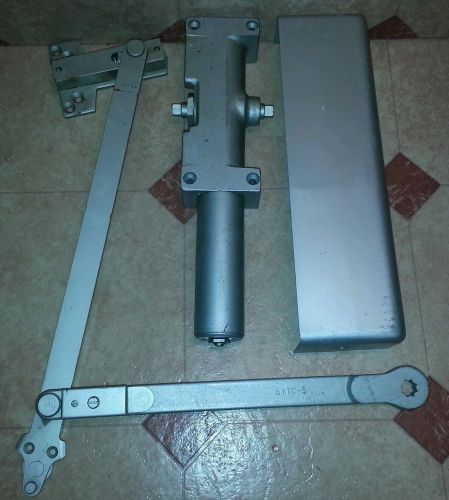 NORTON DOOR CLOSER WITH COVER FREE SHIPPING! bin23