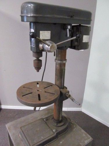 Chicago Bench Drill Press, 5/8&#034; Chuck, Model: DP-558-2 on Metal Stand