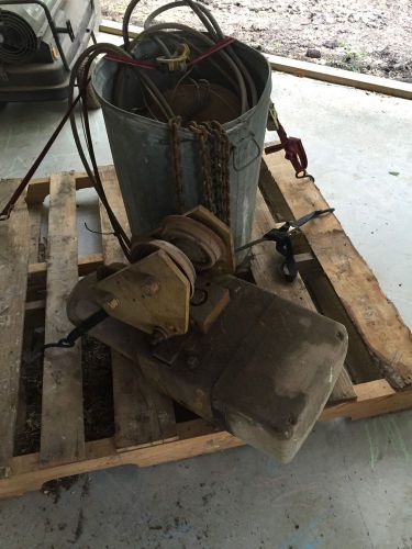 Yale eaton 2 ton motorized chain hoist, kel2-10l71/2s2, 1 hp, 3 ph, 220 or 460 v for sale