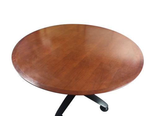 ROUND MINI CONFERENCE CHERRY OAK WOOD TABLE