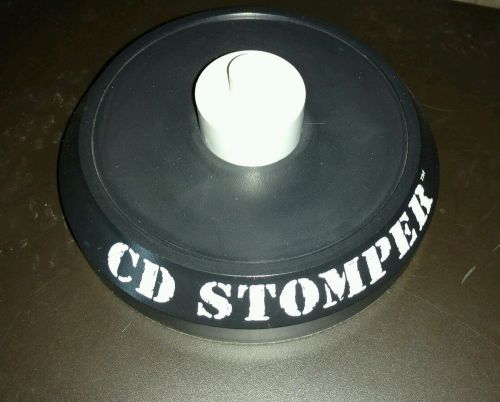 AVERY &#034;CD STOMPER&#034; CD/DVD LABEL APPLICATOR with Partial Pack of Labels