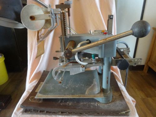 Model HS Gold Stamper Machine Manufactured by Hermes Thermograph Stamper Used