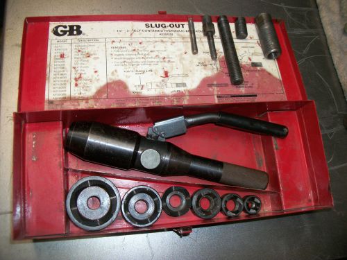 GB HYDRAULIC KNOCKOUT SET 1/2 - 2 INCH IN GOOD WORKING ORDER SLUG-OUT