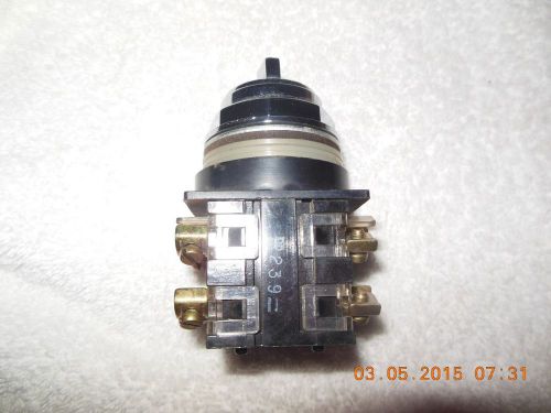 GE CR104P TWO POSITION SWITCH WITH METAL HANDLE