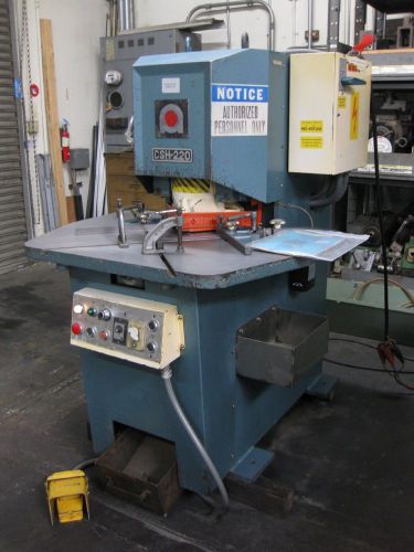 Amada 1/4&#034; capacity hydraulic corner notcher shear with all accessories csh-200 for sale