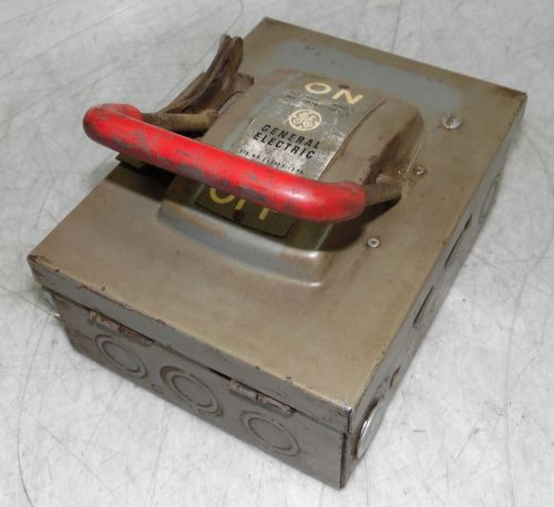 General electric 30a disconnect switch, th4321, 240vac, used, warranty for sale