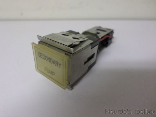 Used Honeywell 2D26 SPDT Micro Switch with 2C206 Flange Mount Housing, 5A 250V