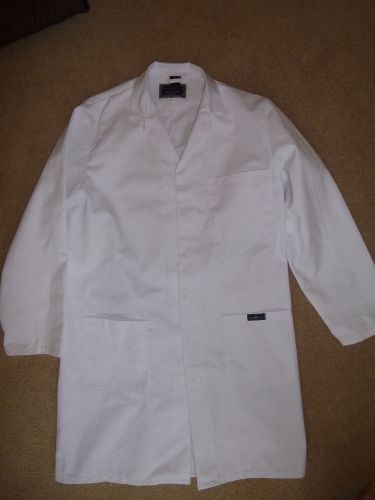 Lab Coat White &#039;WORK KING&#039; chemical splash resistant great condition RRP ?33.60