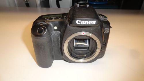 Canon EOS 20D 8.2 MP Digital SLR Camera -BODY ONLY