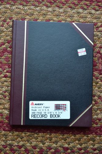 Avery BLACK Texhide Series Accounting Book, 300 Sheets, 8 3/8 x 10 3/8