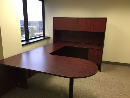 Right hand executive u-shape desk by marquis office furn in mahogany laminate for sale
