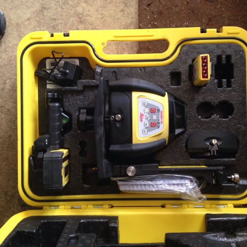 Leica rugby 55 construction laser with tri-pod for sale