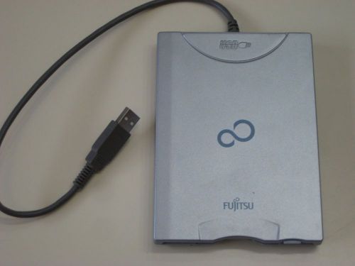 Fujitsu FPCFDD16 USB Floppy Disk Drive U