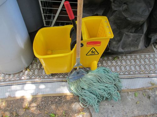 rubbermaid bucket and mop