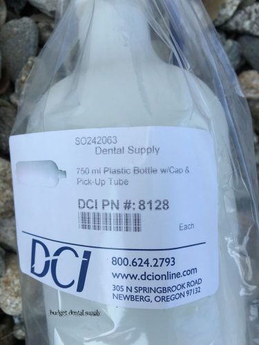 Dental Water Bottle, Heavy-Duty Plastic, 750ml W/ Cap &amp; Tube #8128 by DCI