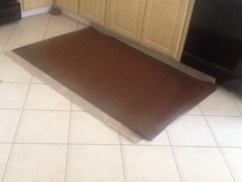 Wood oasis anti fatigue mat 1/2 inch thick 3&#039; x 5&#039;  dark walnut for sale