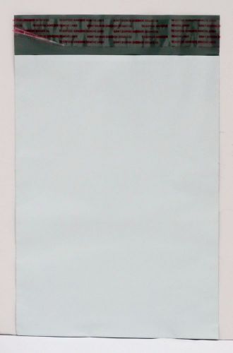 40 7.5X10.5 Poly Mailers White/Gray Stock Courier Mailer Made in Canada