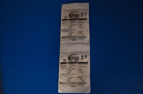 LOT OF 2 NEW SCHNEIDER ELECTRIC CONTACT BLOCKS PN:ZBE204
