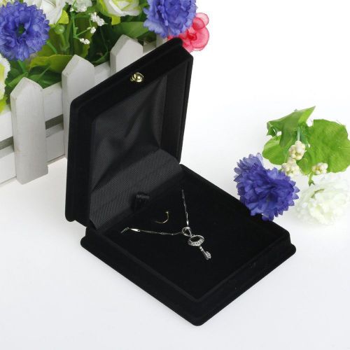 Fancy Black Velvet Earring/Pendant Combo Gift Box