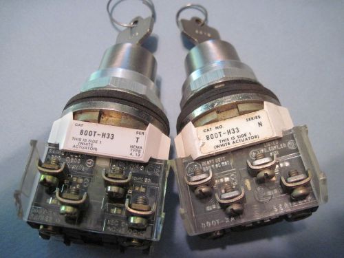 Allen Bradley switches 800T-H33 T and 800T-H33 N with key , 3 pcs. 800T-XA