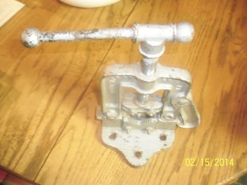 Reed pipe vise #70 - great shape for sale