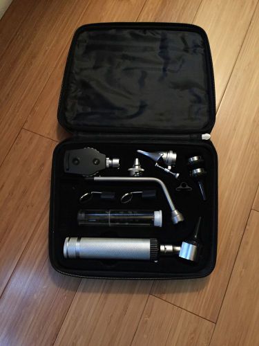 2.5v otoscope and opthalmoscope set