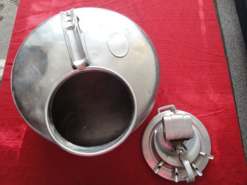 BABSON STAINLESS STEEL SURGE MILKER WITH LID!  COW, SHEEP, GOAT