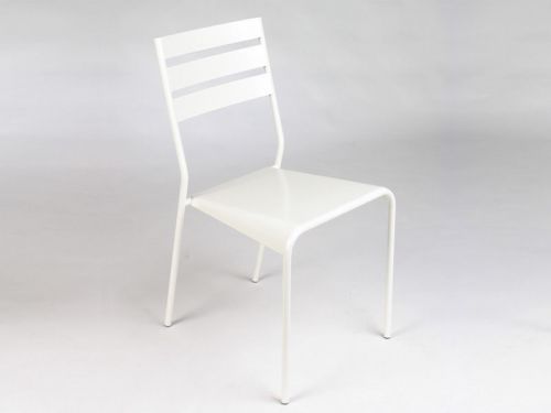 Fermob French manufacturer lot Facto white heavy metal outdoor chairs $60 each