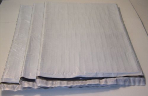 #7 Poly Bubble Mailers 3 Large Mailers 14.25&#034;x20&#034; Grey
