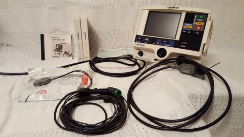 Lifepak 20 - 3 lead, aed and pacing -  ***new battery*** for sale