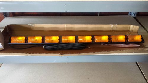 FEDERAL SIGNAL 322112 Directional Light Bar 42 in Controller