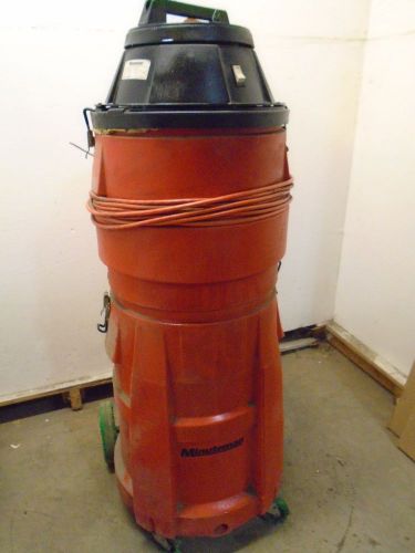 USED , Minuteman X-829 5-Gallon Wet/Dry Vacuum (C82915